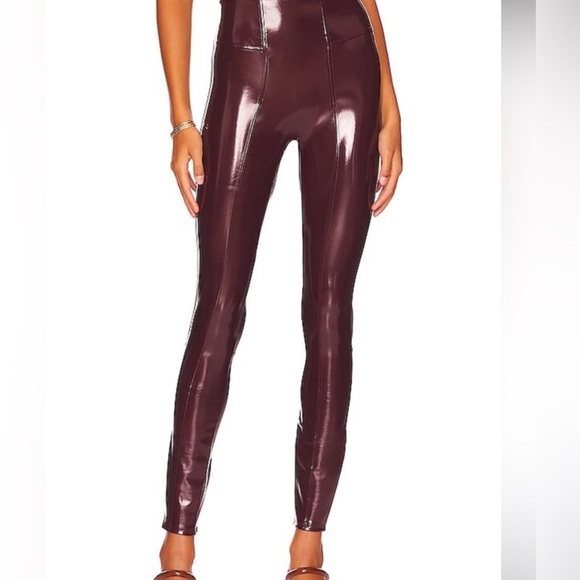 NWT Spanx Faux Leather Leggings Ruby - Picture 1 of 3